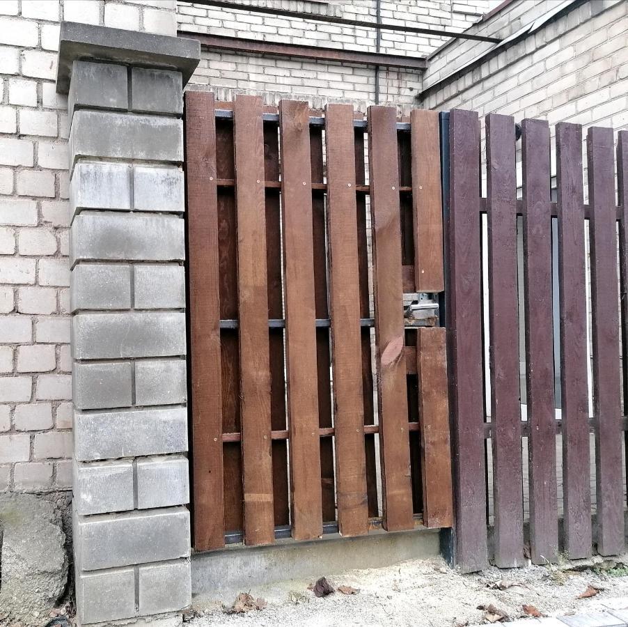 Apartment In Garage With Free Parking Kaunas Exterior foto